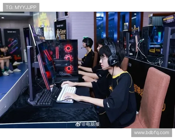 《全球电竞赛事激战正酣 新兴战队崭露头角战术风格引热议》 《全球电竞赛事激战正酣 新兴战队崭露头角战术风格引热议》