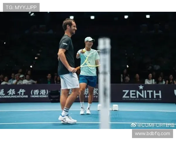 网球赛场风云再起 本年度四大满贯赛事精彩对决引发全球瞩目 网球赛场风云再起 本年度四大满贯赛事精彩对决引发全球瞩目