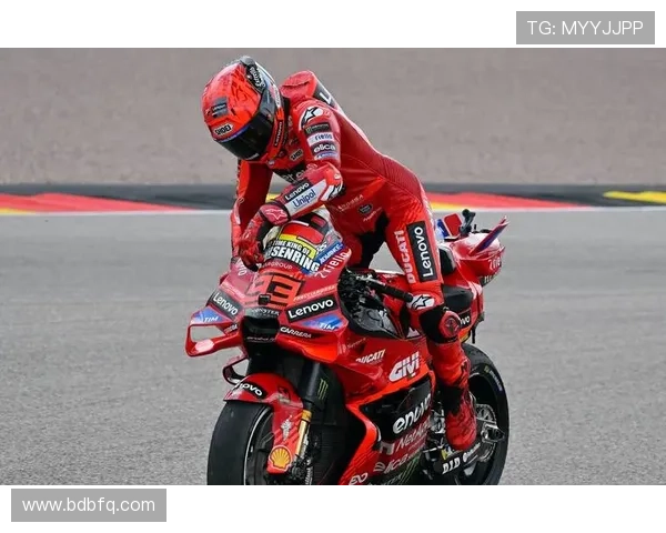 2025赛季MotoGP冠军争夺战激烈升级 新星与老将争锋到底 2025赛季MotoGP冠军争夺战激烈升级 新星与老将争锋到底