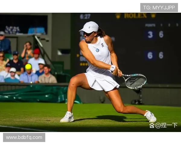 新赛季网球焦点战引爆全球球迷热议各大高手纷纷亮相赛场激战正酣 新赛季网球焦点战引爆全球球迷热议各大高手纷纷亮相赛场激战正酣