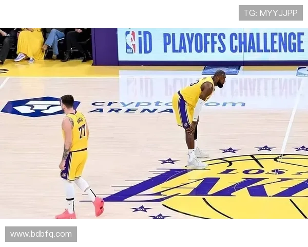 最新NBA战况：詹姆斯领军湖人逆转勇士 哈登交易传闻再度升温