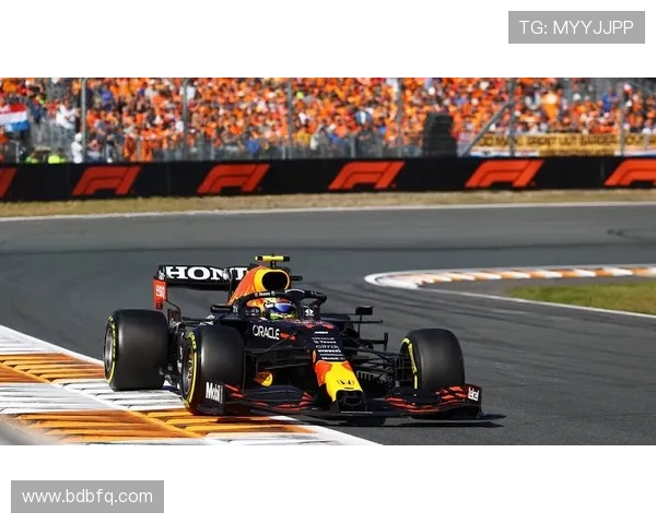 F1赛季最新动态:车队技术革新与冠军争夺战激烈升级 F1赛季最新动态:车队技术革新与冠军争夺战激烈升级