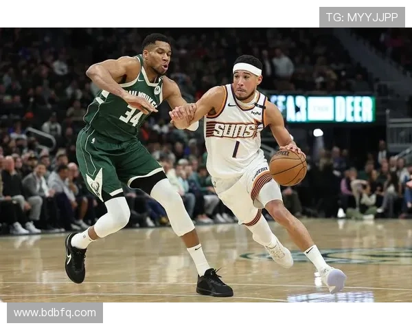 NBA最新动态:超级巨星交易流言四起 赛季前景充满悬念 NBA最新动态:超级巨星交易流言四起 赛季前景充满悬念