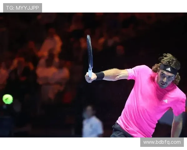 网球大满贯赛事最新动态 各项比赛形势分析与球员表现回顾