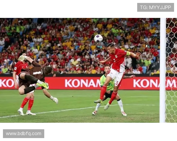 足坛风云再起：世界杯预选赛战火重燃 各大豪强争夺激烈